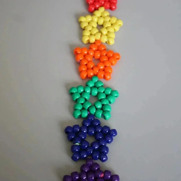 Set of six rainbow kandi stars - Picture 4 of 4